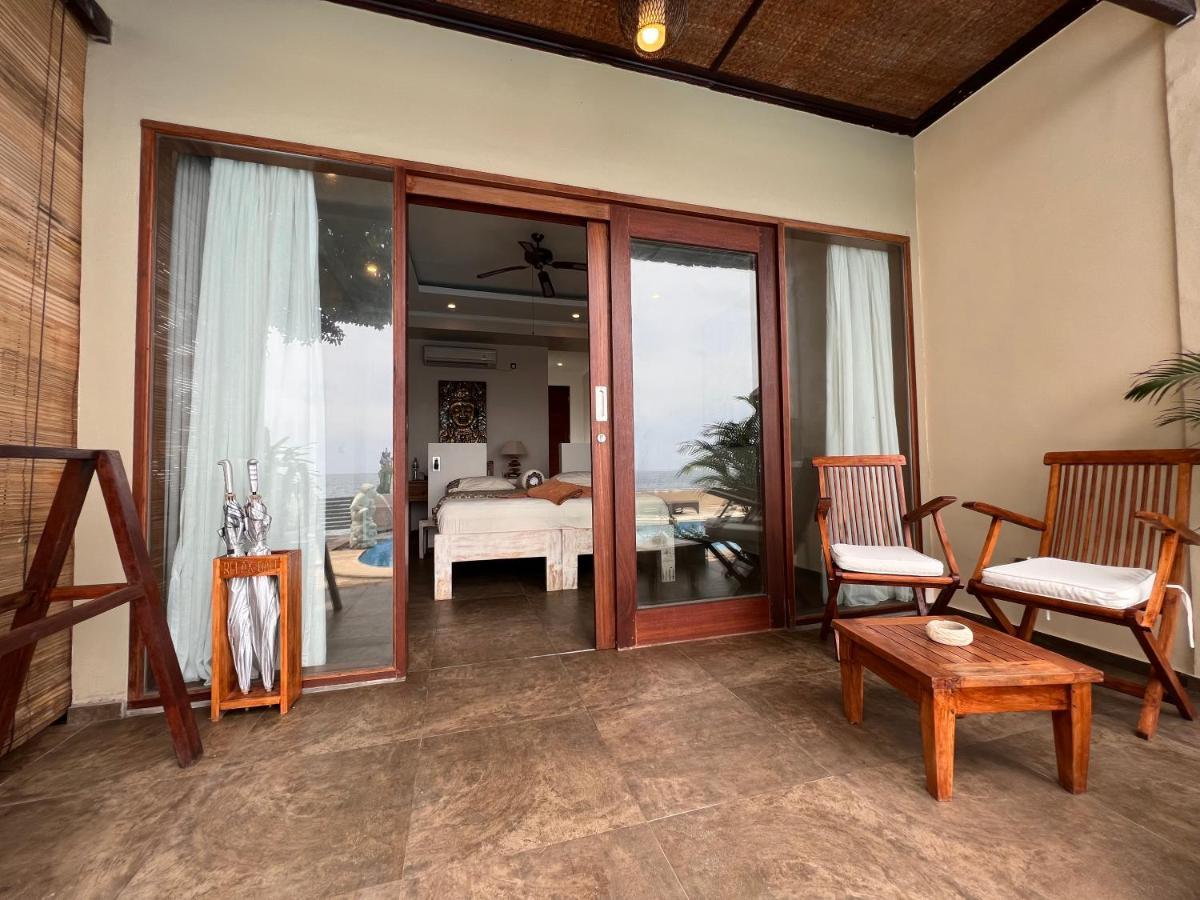 Relax Bali Dive & Spa Ocean Front Resort Tulamben Exterior foto