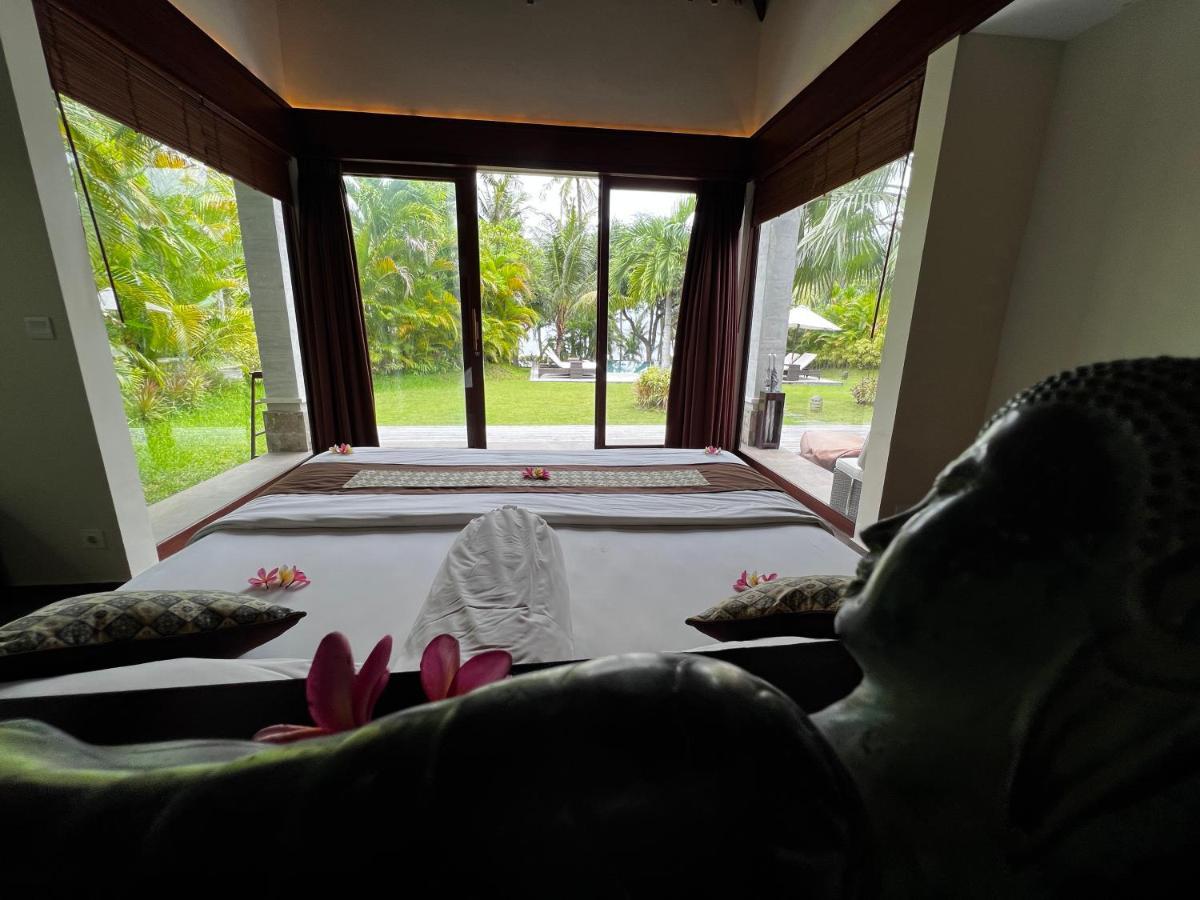Relax Bali Dive & Spa Ocean Front Resort Tulamben Exterior foto