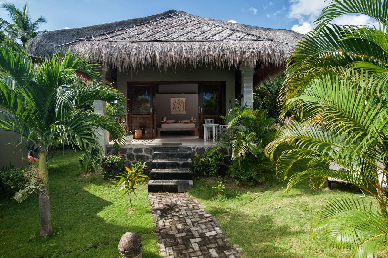Relax Bali Dive & Spa Ocean Front Resort Tulamben Exterior foto