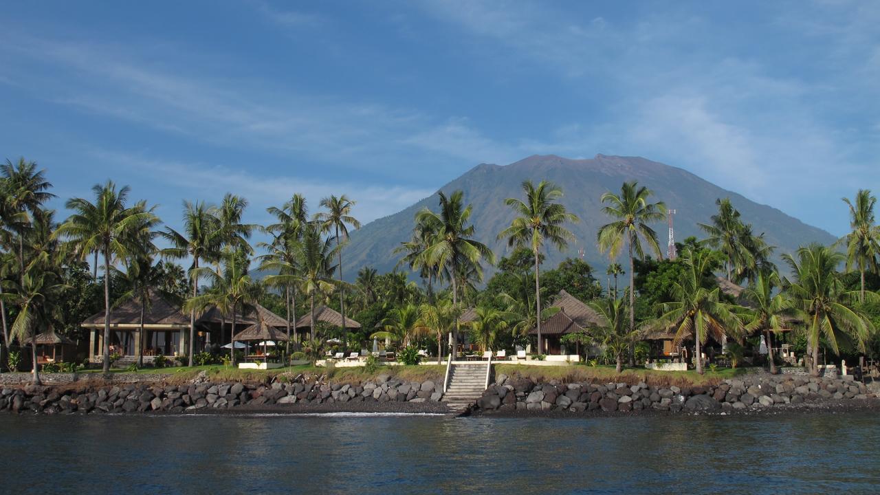 Relax Bali Dive & Spa Ocean Front Resort Tulamben Exterior foto