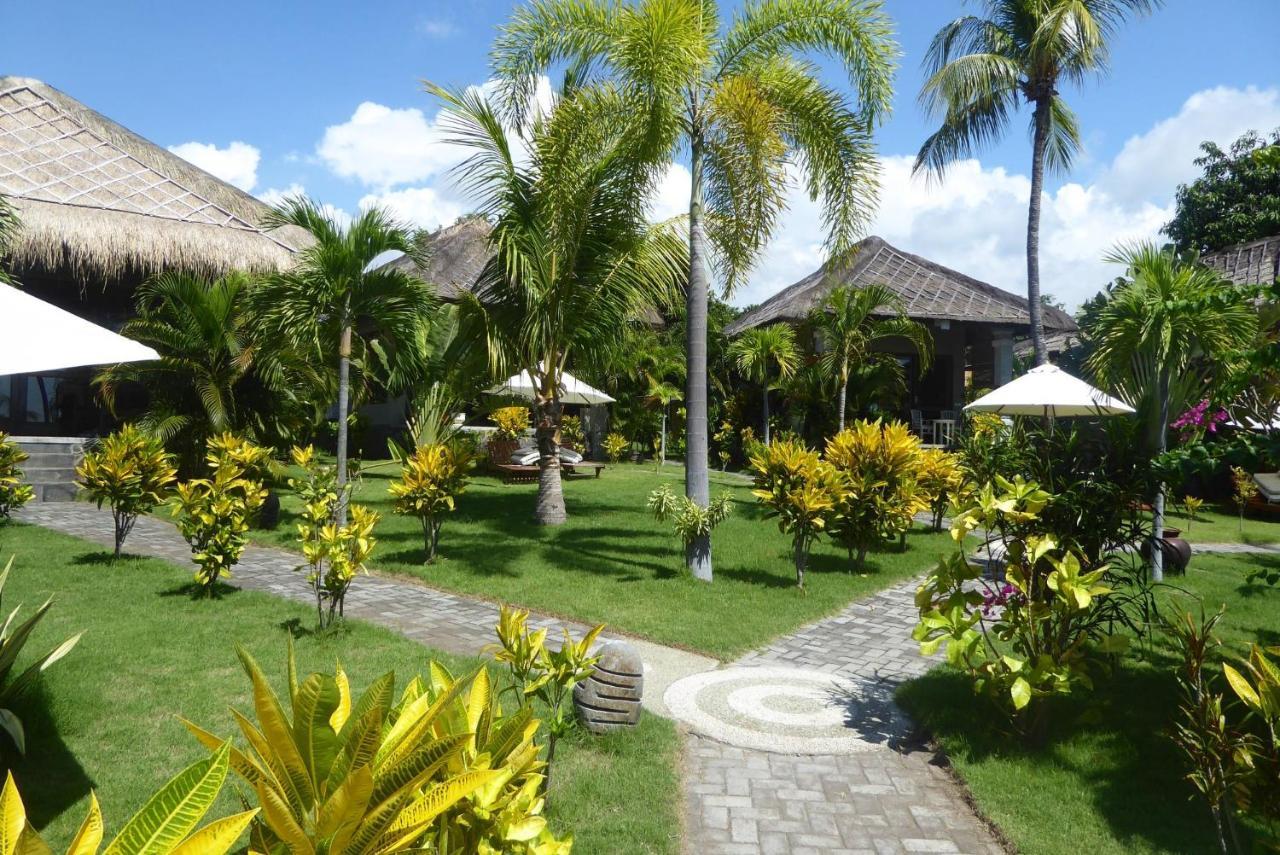 Relax Bali Dive & Spa Ocean Front Resort Tulamben Exterior foto