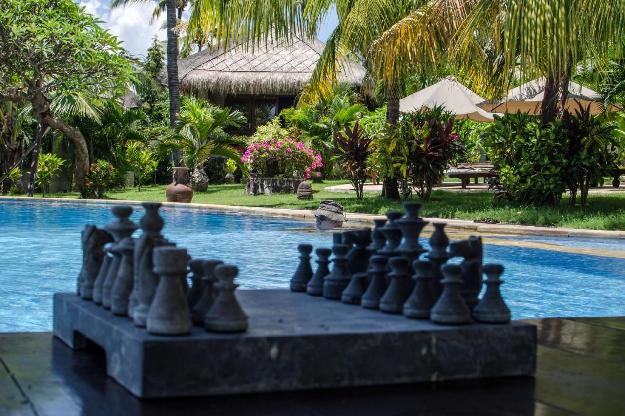 Relax Bali Dive & Spa Ocean Front Resort Tulamben Exterior foto